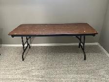 Banquet / Garage Sale Folding Tables