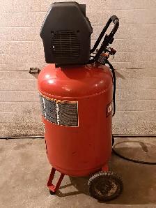 Craftsman 6HP, 30 Gal, 150 Psi Air Compressor - Photo 3
