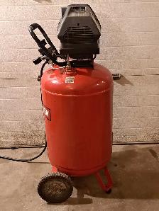 Craftsman 6HP, 30 Gal, 150 Psi Air Compressor - Photo 4