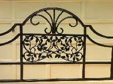 Queen Size Metal Bed Frame - Photo 3