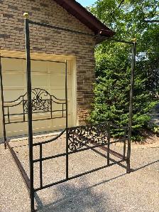 Queen Size Metal Bed Frame - Photo 5
