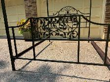 Queen Size Metal Bed Frame - Photo 7