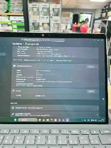 Microsoft Surface Pro 11 - Photo 3