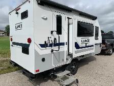 2022 LANCE 1475 Travel Trailer - Photo 4