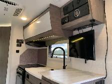2022 LANCE 1475 Travel Trailer - Photo 7