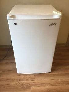 Artic King Upright Freezer