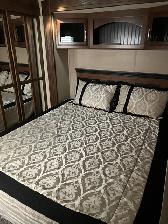 2015 Grand Design Solitude 379 FL - Photo 8