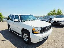 2003 GMC Yukon Denali 4WD Sunroof 8 passenger - Photo 3