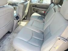 2003 GMC Yukon Denali 4WD Sunroof 8 passenger - Photo 9
