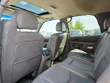 2003 GMC Yukon Denali 4WD Sunroof 8 passenger - Photo 10