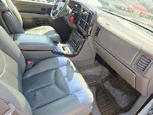 2003 GMC Yukon Denali 4WD Sunroof 8 passenger - Photo 15