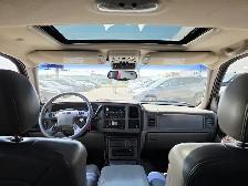 2003 GMC Yukon Denali 4WD Sunroof 8 passenger - Photo 17