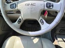 2003 GMC Yukon Denali 4WD Sunroof 8 passenger - Photo 19