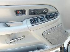 2003 GMC Yukon Denali 4WD Sunroof 8 passenger - Photo 20