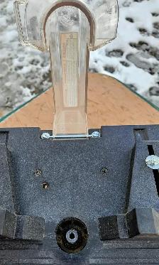 Router and Table - Photo 4