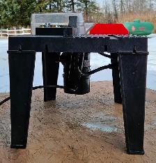 Router and Table - Photo 6