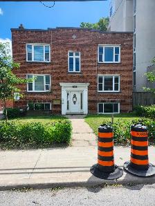 LEASIDE,  Charming one bedroom Eglinton/Laird