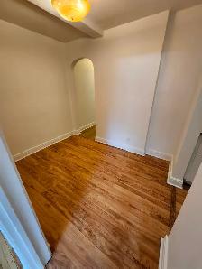 LEASIDE,  Charming one bedroom Eglinton/Laird - Photo 6