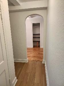 LEASIDE,  Charming one bedroom Eglinton/Laird - Photo 11