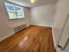 LEASIDE,  Charming one bedroom Eglinton/Laird - Photo 12