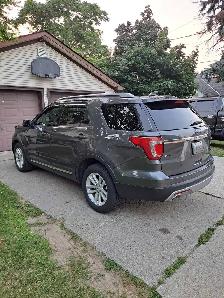 2016 Ford Explorer  Safetied - Photo 3