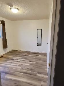 Rooms for students, close to Trent U. - Photo 3