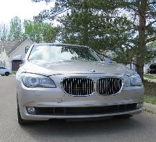 2011 BMW 750i X-Drive - Photo 2