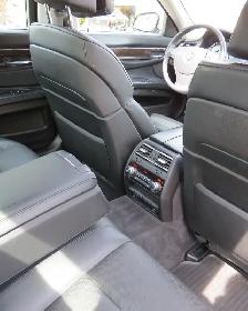2011 BMW 750i X-Drive - Photo 9