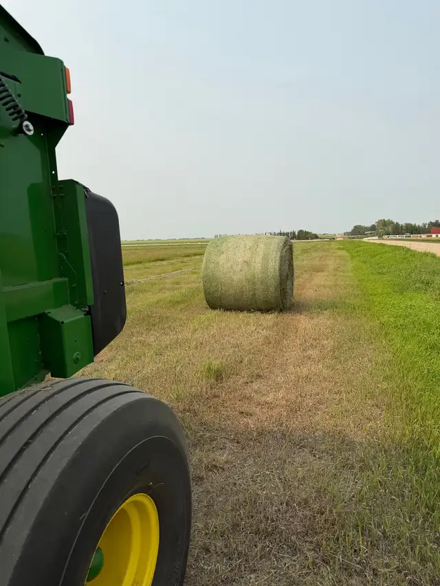 Round Hay bales