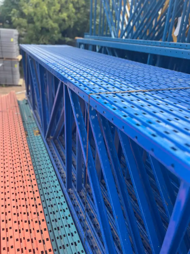 Used Pallet Racking, Beams & Wire Mesh Decking – Brantford/Bran