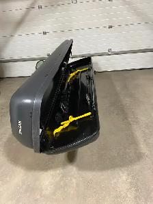 Sportrack Roof Top Ski / Cargo Box - Photo 4