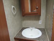 horse trailer - Photo 7