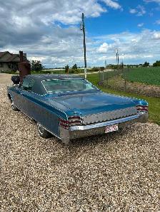 1967 Chrysler New Yorker - Photo 3
