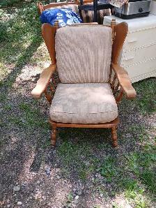 Cottage Couch and 2 matching chairs-ready     for pi - Photo 5