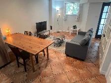 2-Bedroom 9 Feet high ceiling for rent - Photo 4