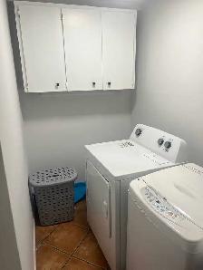 2-Bedroom 9 Feet high ceiling for rent - Photo 6