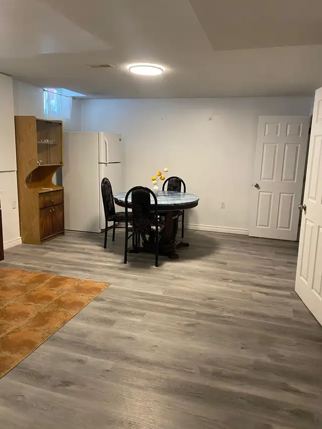 Spacious 2-Bedroom - Midland & St. Clair GO TRAIN AND TTC NEARBY