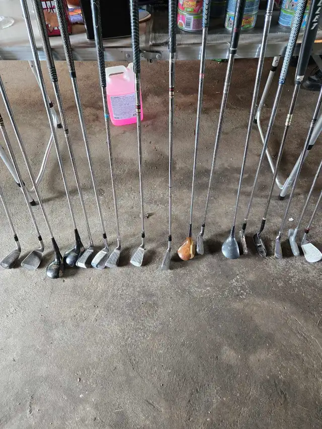 Bullet and Spalding Golf Club Set