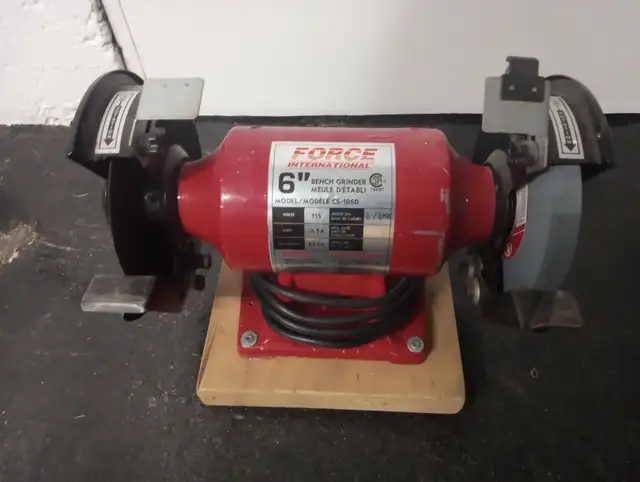 Bench grinder