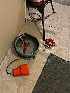 Reed 5301 power drive pipe threader and cutter - Photo 2
