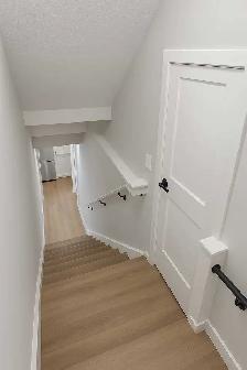 2 Bed 1 Bath Legal Suite Windermere - Photo 2