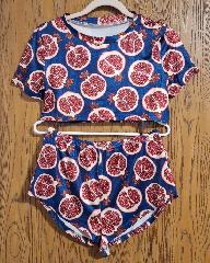 Lot of 12 Pieces Women's Clothing (Size M). Brand New. - Photo 6