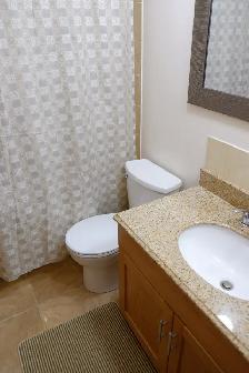 Room for rent (close to University of Manitoba) - Photo 2