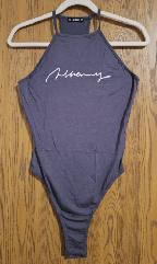 Lot of 10 Pieces Women's Clothing (Size M). Brand New. - Photo 8