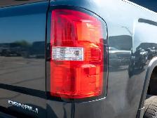 2018 GMC Sierra 2500HD Denali - Sliding Rear Window | Leather - Photo 20