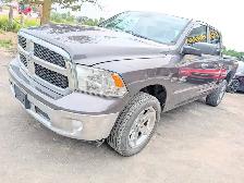 2014 Ram 1500 4WD Crew Cab 149' SLT | Back-up cam! | Well mainta - Photo 2