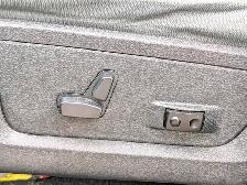 2014 Ram 1500 4WD Crew Cab 149' SLT | Back-up cam! | Well mainta - Photo 7