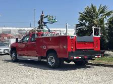 2014 Chevrolet Silverado 3500HD Dually Service Truck - Photo 7