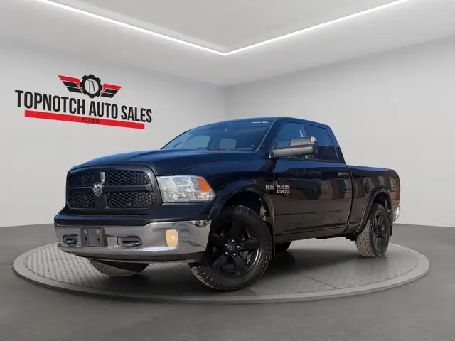 2016 Ram 1500 4WD Quad Cab 140.5' Outdoorsman