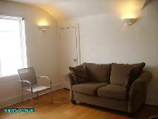 LOVELY CHARACTER 1 BR & DEN UPSTAIRS DUPLEX SEPT 1ST - Photo 3